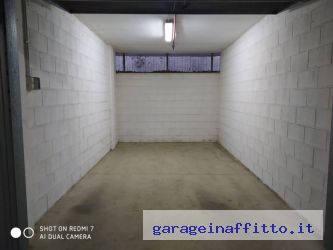 garage a Roma